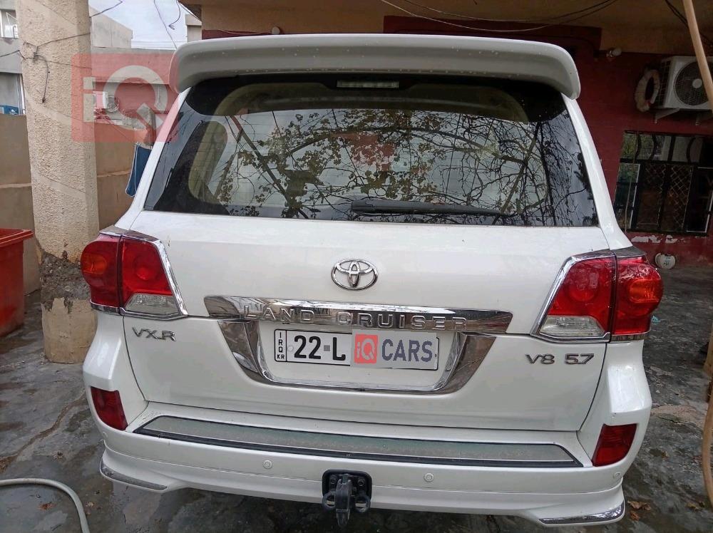 تويوتا لاندكروزر